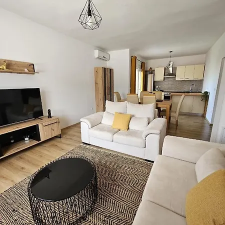 Whitehill House Апартаменти Задар
