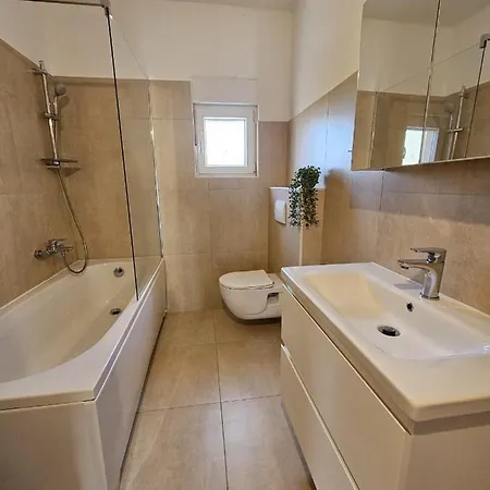 Whitehill House Апартаменты